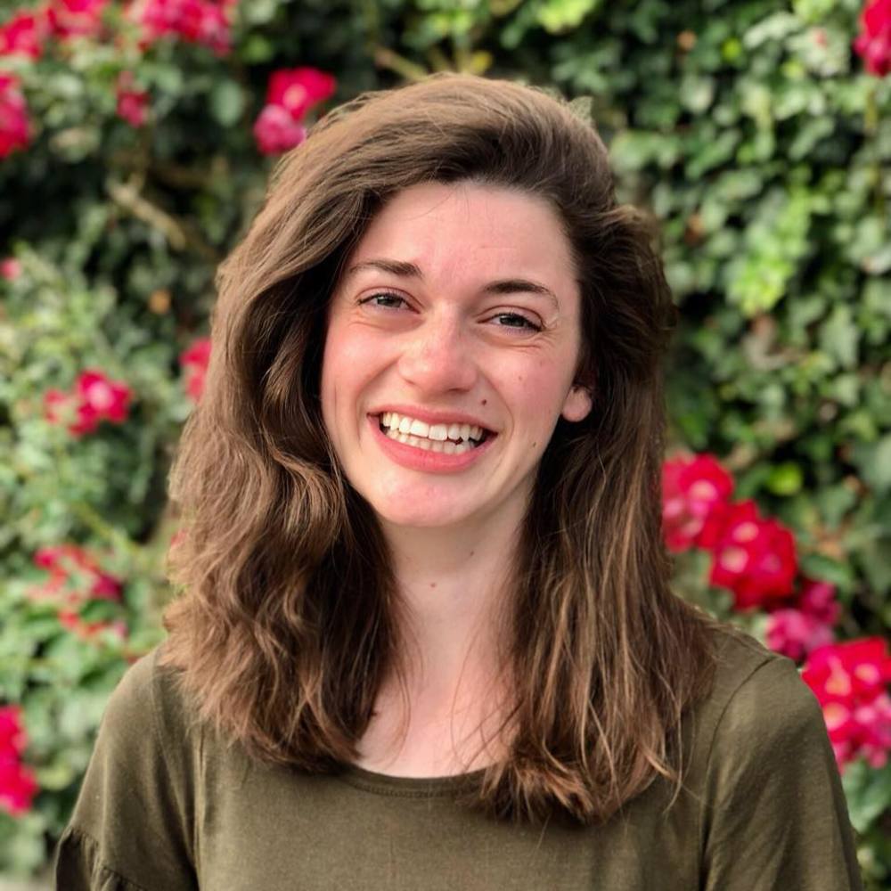 Meet your Posher, Julia